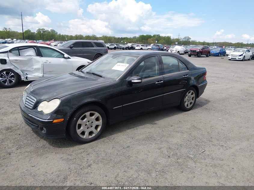 2006 Mercedes-benz C-klasse VIN WDBRF92H66F790695 IAAI salvage auction — NORMAL WEAR, Clear (Michigan), sold $325 on 2026-07-13 (photo 2)