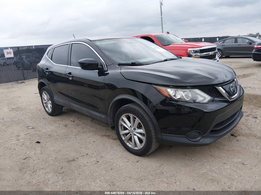 2018 Nissan Rogue VIN JN1BJ1CP6JW165010 IAAI salvage auction — LEFT SIDE, Salvage Title, sold $25 on 2026-07-28 (photo 1)
