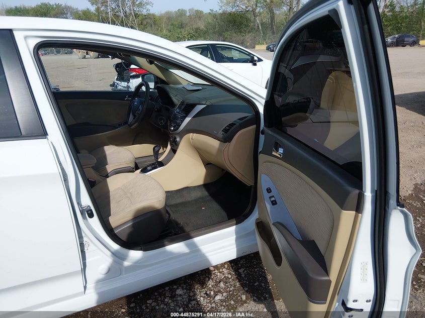 2013 Hyundai Accent VIN KMHCU4AE3DU303206 IAAI salvage auction — FRONT & REAR, Clear (Indiana), sold $300 on 2026-07-22 (photo 5)