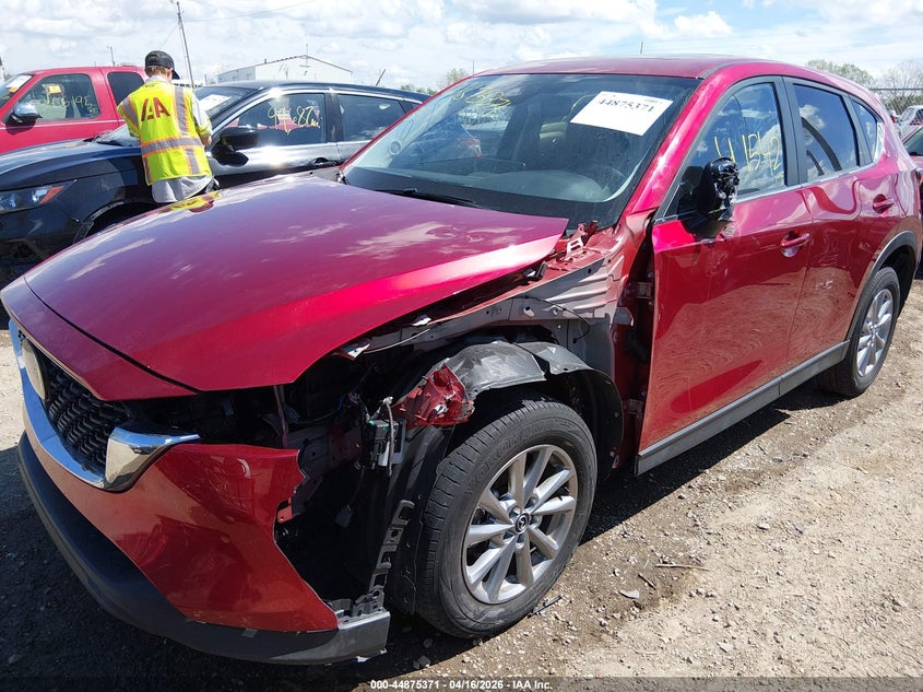 2023 Mazda Cx-5 VIN JM3KFBCM8P0216875 IAAI salvage auction — SIDE, Wait Title, sold $10,200 on 2026-07-08 (photo 6)
