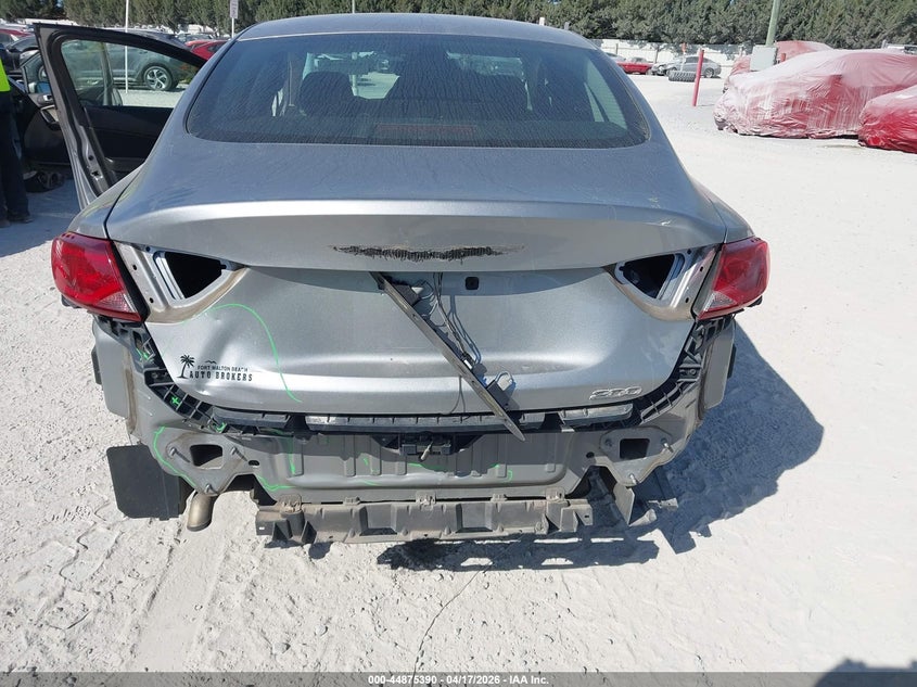 2015 Chrysler 200 VIN 1C3CCCAB1FN552371 IAAI salvage auction — REAR END, Salvage Title, sold $875 on 2026-07-12 (photo 6)