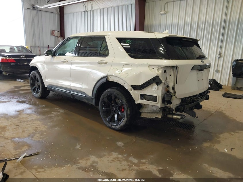 2022 Ford Explorer VIN 1FM5K8GC4NGA17988 IAAI salvage auction — FRONT & REAR, Salvage (Utah), sold $7,900 on 2026-07-29 (photo 3)