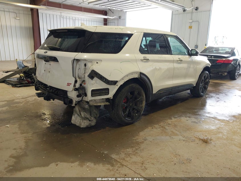 2022 Ford Explorer VIN 1FM5K8GC4NGA17988 IAAI salvage auction — FRONT & REAR, Salvage (Utah), sold $7,900 on 2026-07-29 (photo 4)