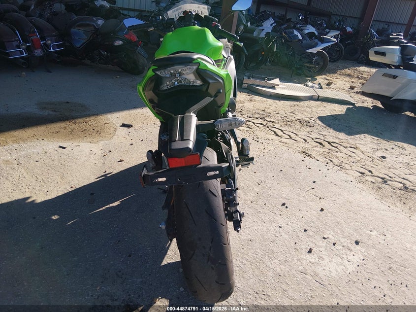 2024 Kawasaki Ninja VIN ML5EXEP18RDAC5045 IAAI salvage auction — LEFT SIDE, Salvage Title, sold $1,750 on 2026-07-14 (photo 6)