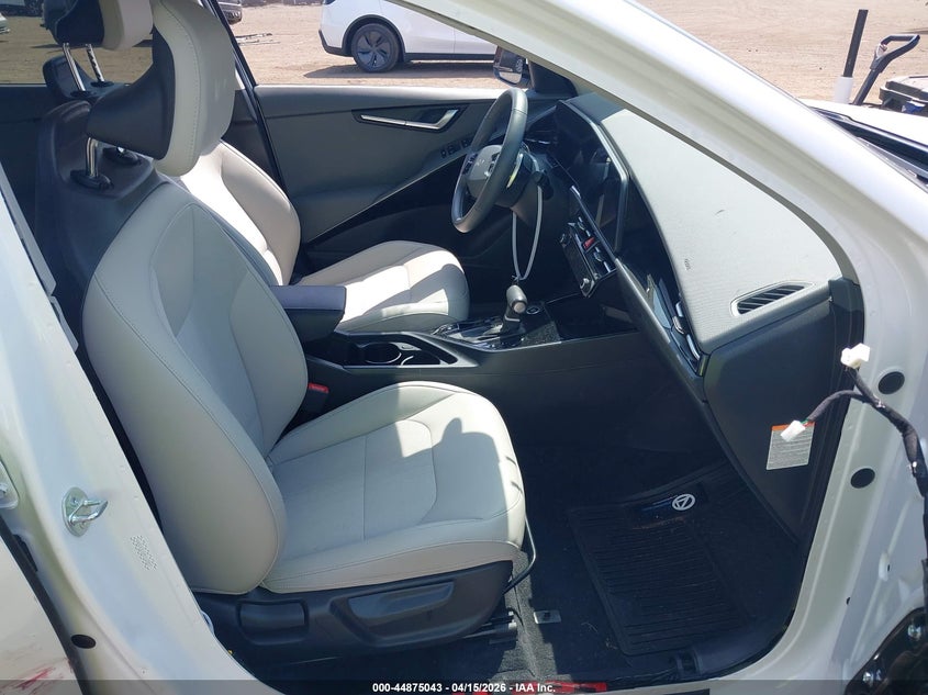 2024 Kia Niro VIN KNDCR3LE0R5122837 IAAI salvage auction — RIGHT SIDE, Wait Title, sold $8,575 on 2026-07-08 (photo 5)