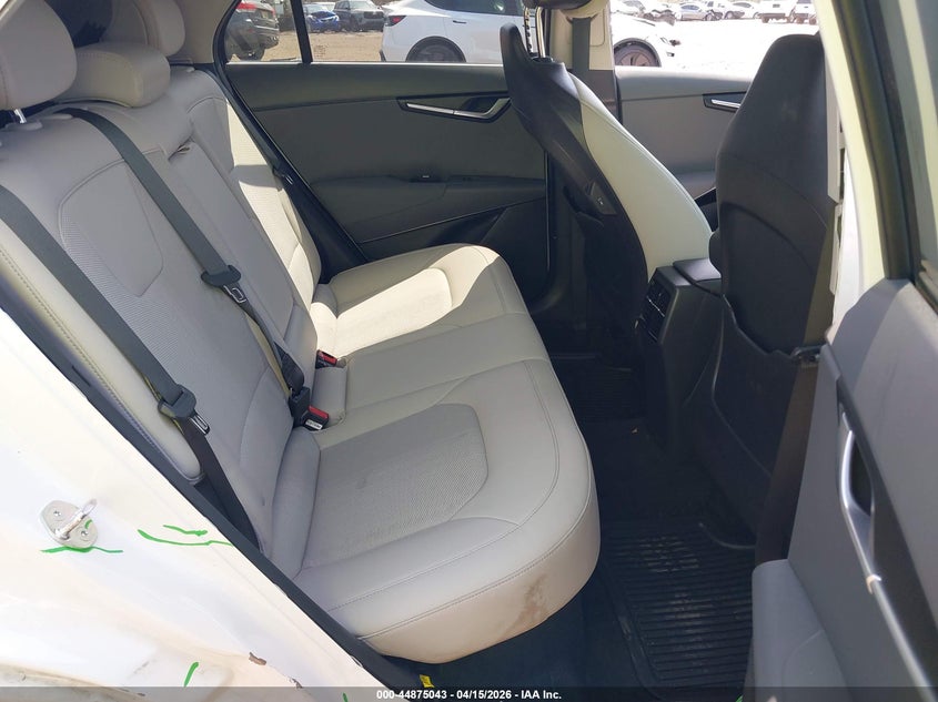 2024 Kia Niro VIN KNDCR3LE0R5122837 IAAI salvage auction — RIGHT SIDE, Wait Title, sold $8,575 on 2026-07-08 (photo 8)