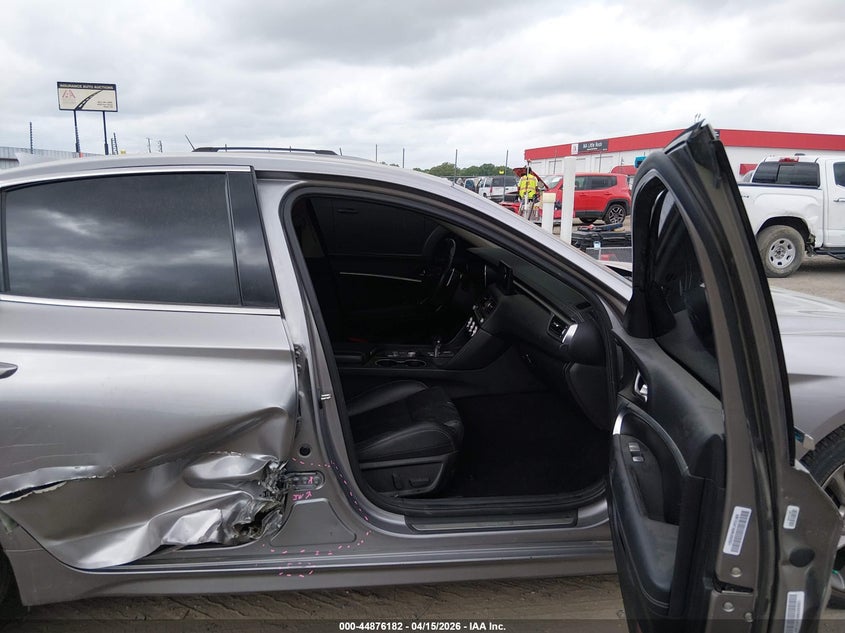 2022 Genesis G70 VIN KMTG34TA0NU093931 IAAI salvage auction — SIDE, Salvage (Arkansas), sold $5,850 on 2026-09-16 (photo 5)