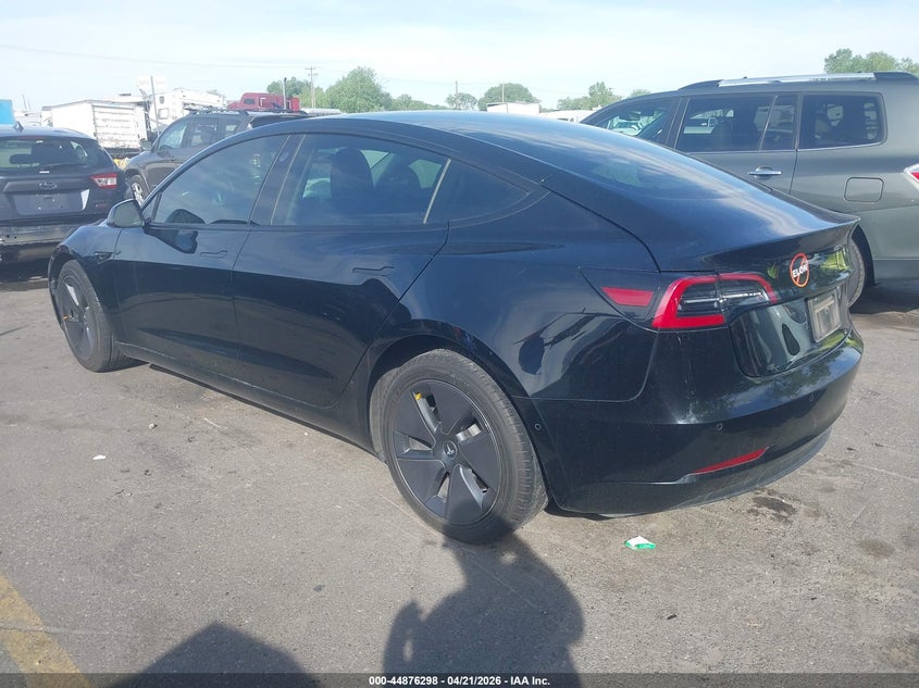 2021 Tesla Model 3 VIN 5YJ3E1EB6MF961112 IAAI salvage auction — RIGHT FRONT, Salvage (Utah), sold $5,500 on 2026-07-23 (photo 3)