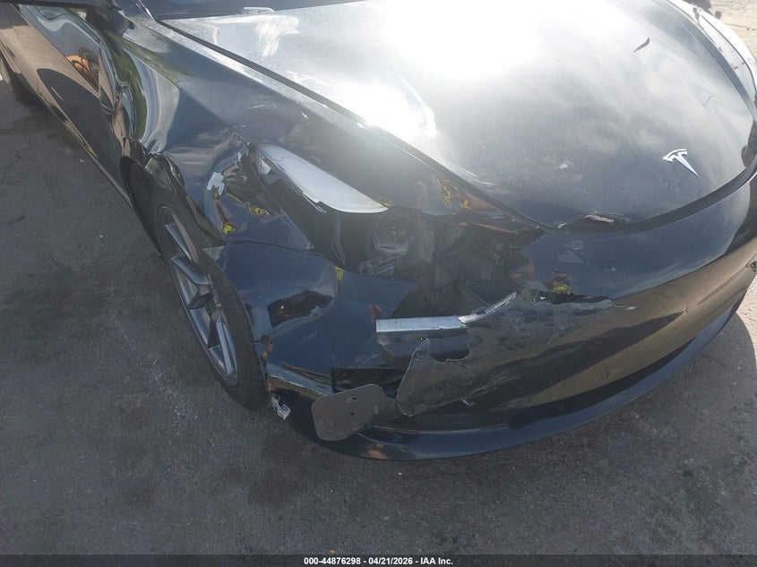2021 Tesla Model 3 VIN 5YJ3E1EB6MF961112 IAAI salvage auction — RIGHT FRONT, Salvage (Utah), sold $5,500 on 2026-07-23 (photo 6)