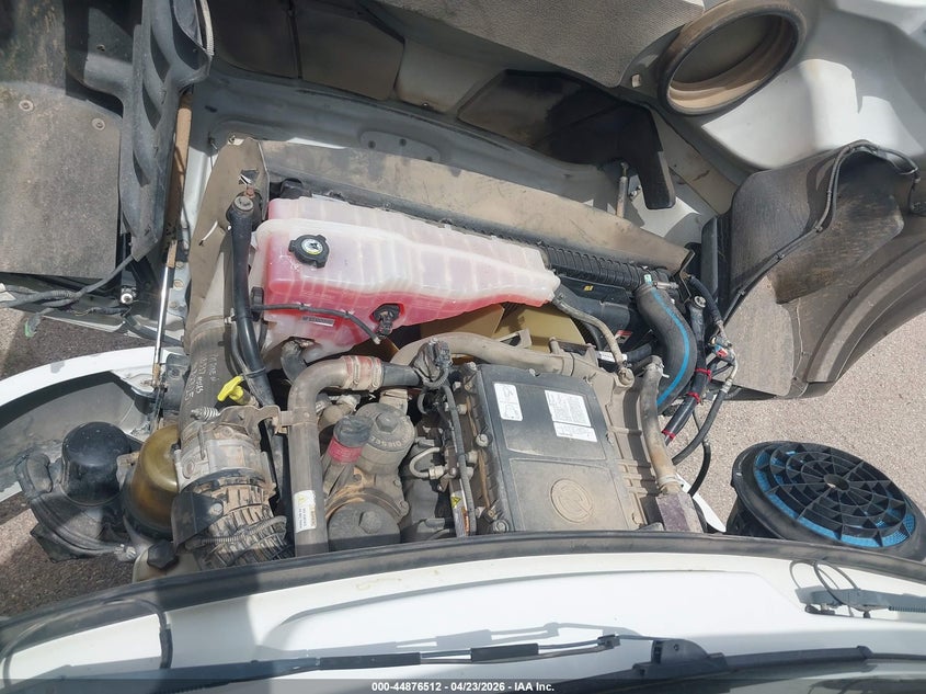 2014 Freightliner M2 VIN 1FUJC5DV6EHFZ4063 IAAI salvage auction — Unknown, Wait Title, sold $8,900 on 2026-07-09 (photo 6)