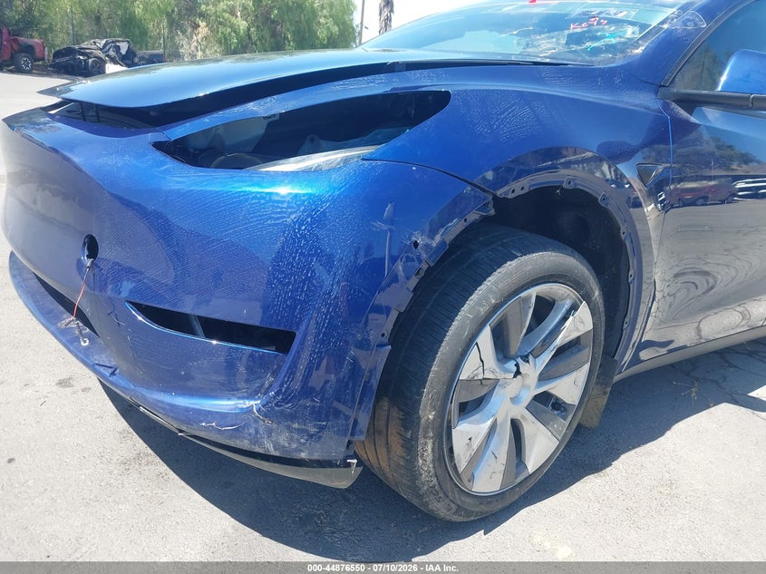 2023 Tesla Model y VIN 7SAYGDEE9PA211350 IAAI salvage auction — FRONT & REAR, Salvage (California), sold $10,250 on 2026-07-20 (photo 6)