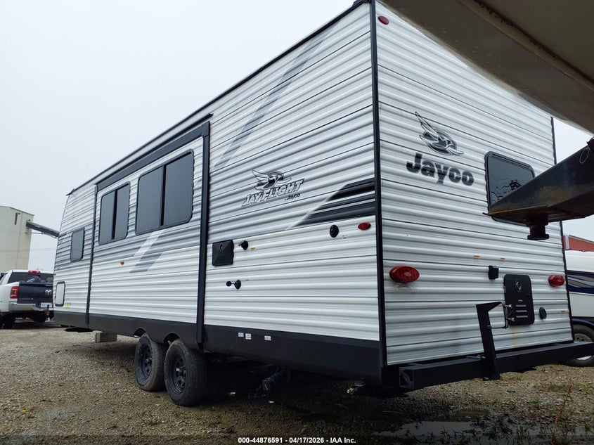 2025 Jayco Jayfl184bh VIN 1UJBC0BP3S1YW0899 IAAI salvage auction — UNKNOWN, Scrap (Michigan), sold $1,900 on 2026-09-16 (photo 3)