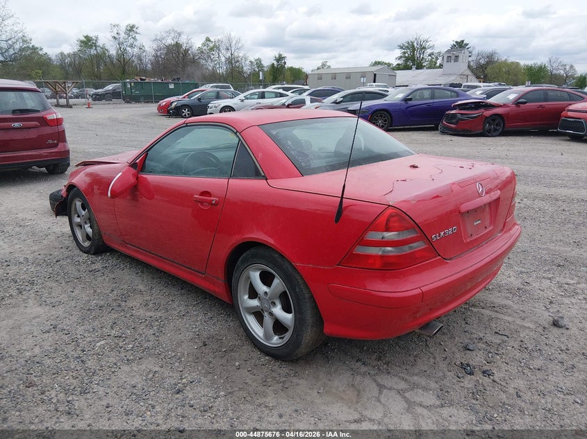 2002 Mercedes-benz Slk-klasse VIN WDBKK65F32F260149 IAAI salvage auction — FRONT END, Salvage (Ohio), sold $425 on 2026-07-28 (photo 3)