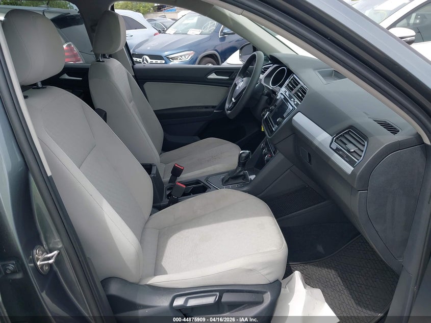 2020 Volkswagen Tiguan VIN 3VV1B7AX9LM164658 IAAI salvage auction — REAR END, Wait Title, sold $3,600 on 2026-07-12 (photo 5)