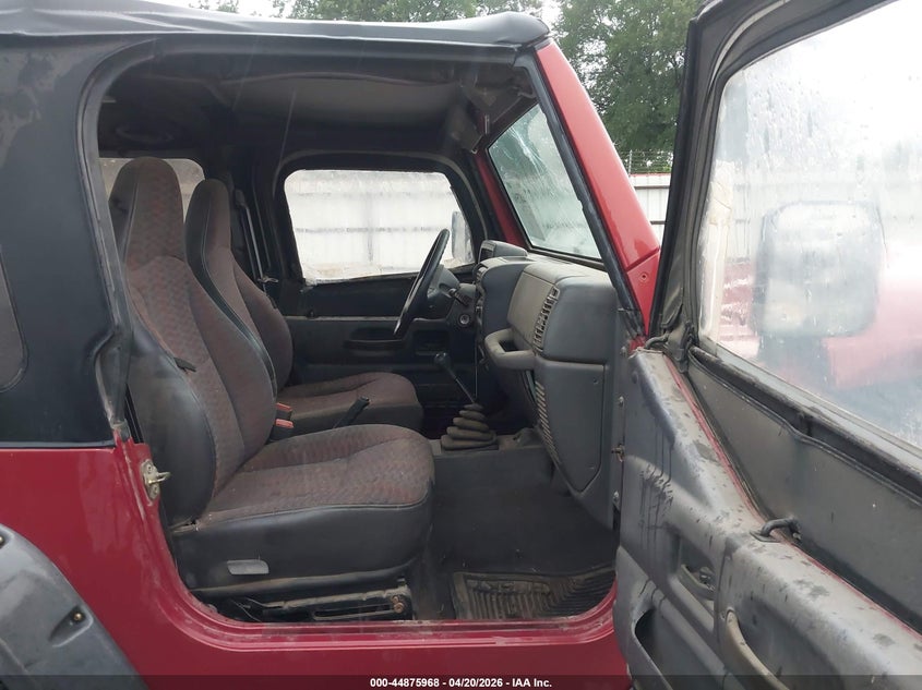 1999 Jeep Wrangler / VIN 1J4FY19S5XP491335 IAAI salvage auction — FRONT END, Salvage (Texas), sold $1,250 on 2026-07-09 (photo 5)