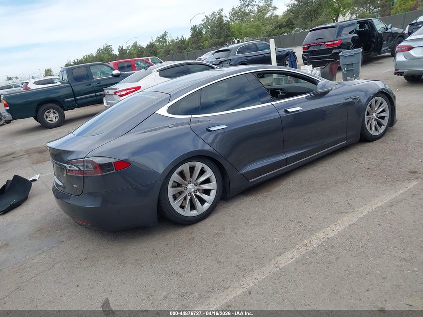 2016 Tesla Model s VIN 5YJSA1E14GF139766 IAAI salvage auction — UNDERCARRIAGE, Salvage Title, sold $4,200 on 2026-07-23 (photo 4)
