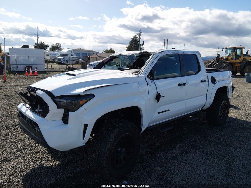 2024 Toyota Tacoma VIN 3TMLB5JN9RM074137 IAAI salvage auction — ROLLOVER, Salvage (Oregon), sold $12,600 on 2026-08-24 (photo 2)