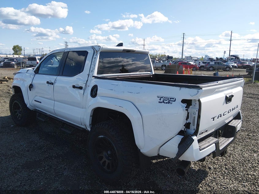2024 Toyota Tacoma VIN 3TMLB5JN9RM074137 IAAI salvage auction — ROLLOVER, Salvage (Oregon), sold $12,600 on 2026-08-24 (photo 3)