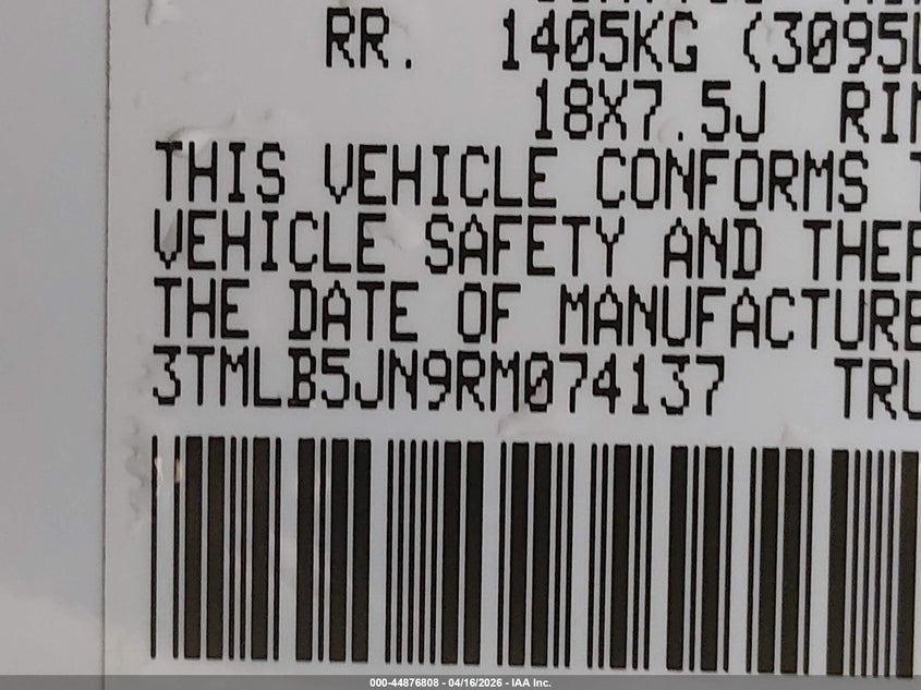 2024 Toyota Tacoma VIN 3TMLB5JN9RM074137 IAAI salvage auction — ROLLOVER, Salvage (Oregon), sold $12,600 on 2026-08-24 (photo 9)