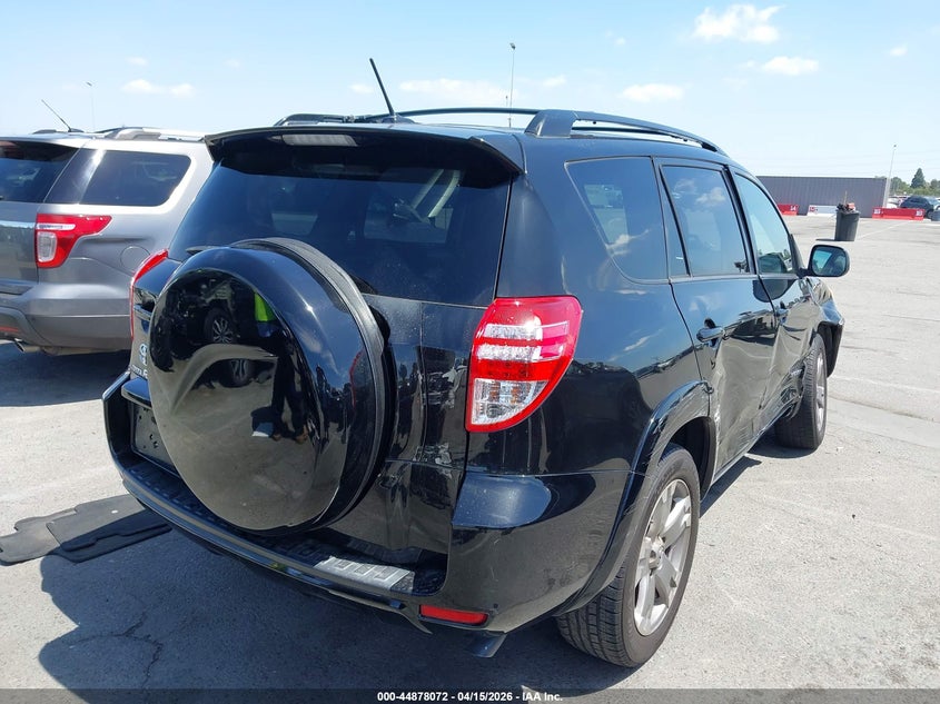 2009 Toyota Rav4 VIN JTMZF32V495010949 IAAI salvage auction — RIGHT SIDE, Salvage (California), sold $1,350 on 2026-07-30 (photo 4)