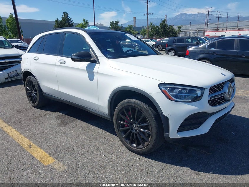 2020 Mercedes-benz Glc VIN WDC0G8DB6LF736636 IAAI salvage auction — REAR END, Wait Title, sold $8,500 on 2026-07-21 (photo 1)