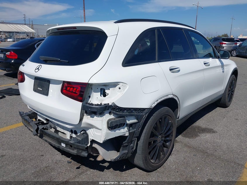 2020 Mercedes-benz Glc VIN WDC0G8DB6LF736636 IAAI salvage auction — REAR END, Wait Title, sold $8,500 on 2026-07-21 (photo 4)