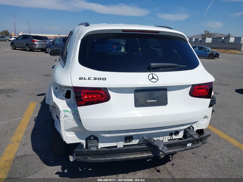 2020 Mercedes-benz Glc VIN WDC0G8DB6LF736636 IAAI salvage auction — REAR END, Wait Title, sold $8,500 on 2026-07-21 (photo 6)