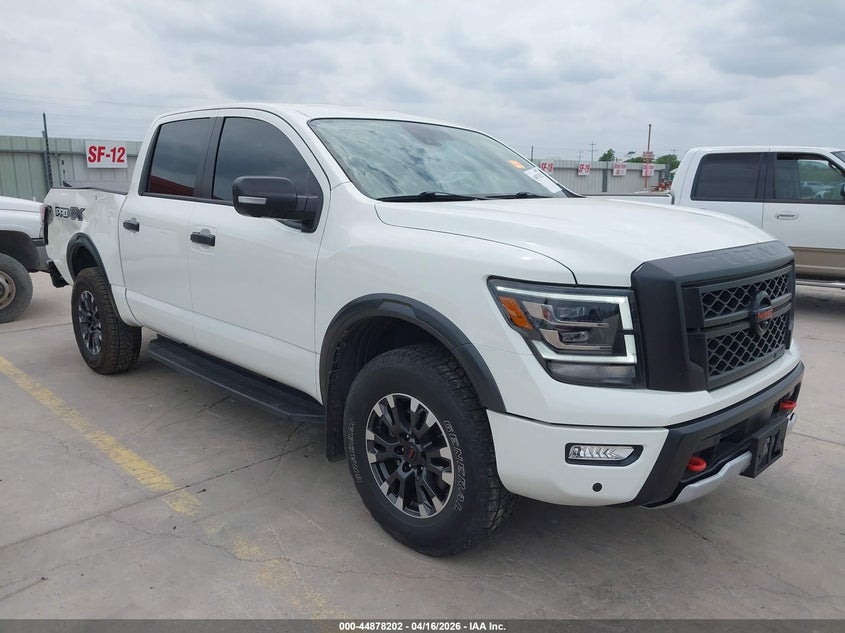 2022 Nissan TITAN VIN 1N6AA1ED1NN101509 IAAI salvage auction — SIDE, Salvage Title, sold $9,100 on 2026-07-20 (photo 1)