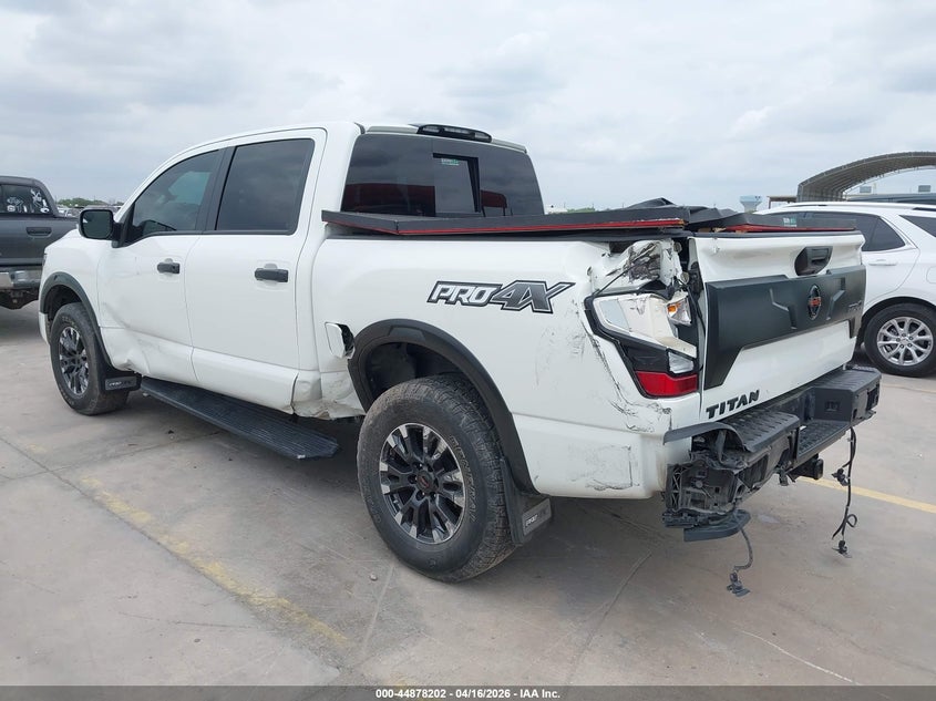 2022 Nissan TITAN VIN 1N6AA1ED1NN101509 IAAI salvage auction — SIDE, Salvage Title, sold $9,100 on 2026-07-20 (photo 3)