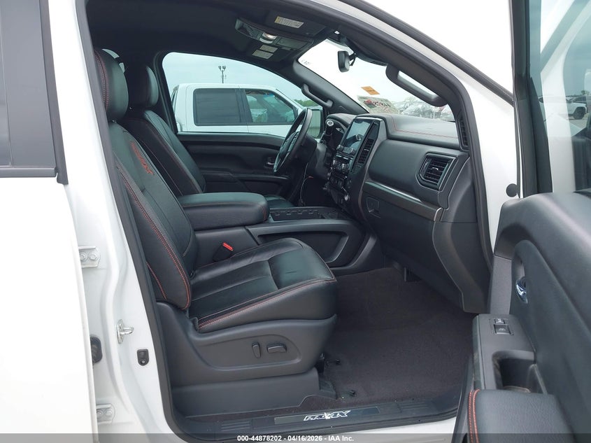 2022 Nissan TITAN VIN 1N6AA1ED1NN101509 IAAI salvage auction — SIDE, Salvage Title, sold $9,100 on 2026-07-20 (photo 5)