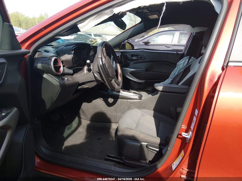 2024 Chevrolet Trax VIN KL77LGE21RC164343 IAAI salvage auction — RIGHT SIDE, Salvage - Greater Than 75% (Maryland), sold $3,100 on 2026-07-15 (photo 5)