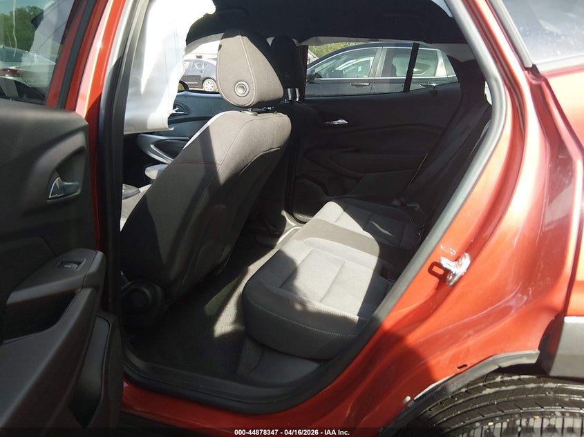 2024 Chevrolet Trax VIN KL77LGE21RC164343 IAAI salvage auction — RIGHT SIDE, Salvage - Greater Than 75% (Maryland), sold $3,100 on 2026-07-15 (photo 8)