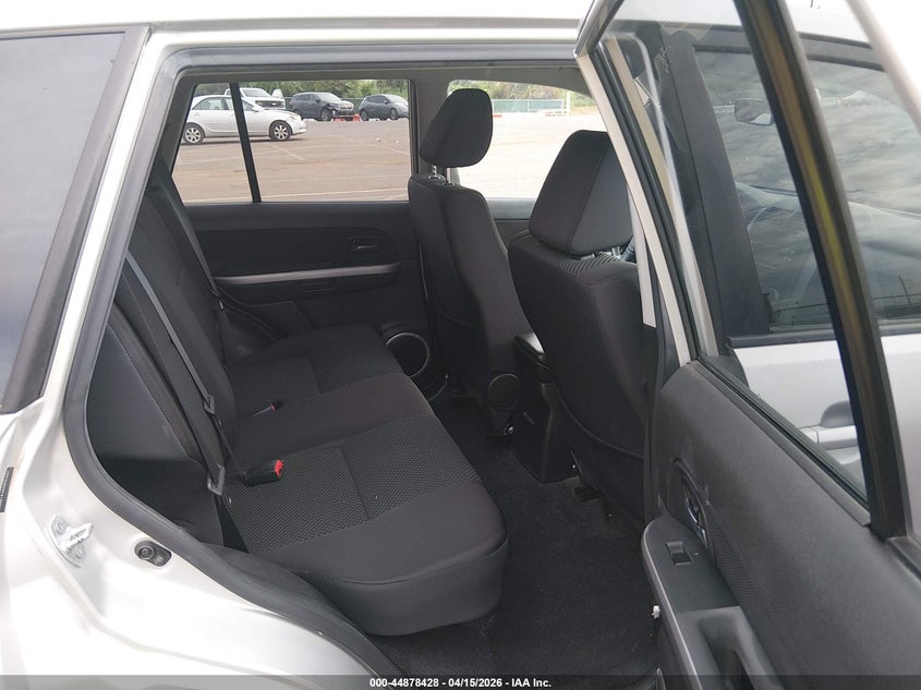 2012 Suzuki Grand vitara VIN JS3TE0D20C4100303 IAAI salvage auction — RIGHT SIDE, Clear (Hawaii), sold $1,950 on 2026-07-07 (photo 8)