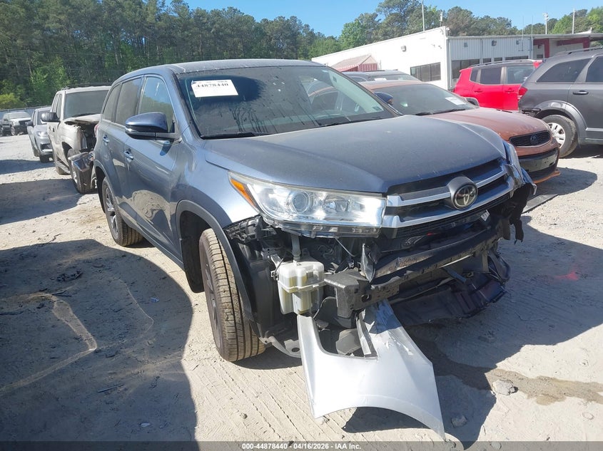 2019 Toyota Highlander VIN 5TDBZRFH2KS959349 IAAI salvage auction — FRONT END, Wait Title, sold $6,150 on 2026-07-21 (photo 1)