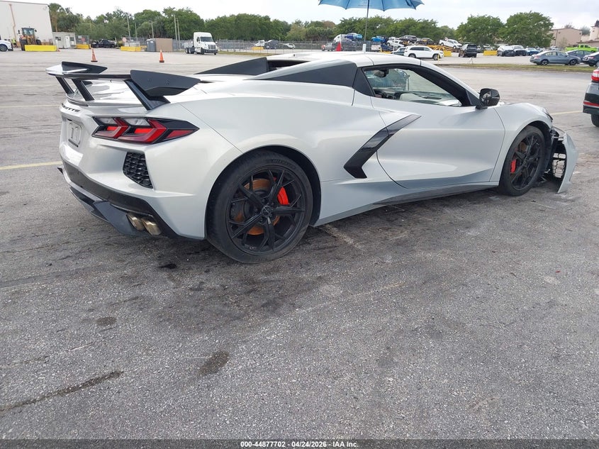 2021 Chevrolet Corvette VIN 1G1YC3D48M5108604 IAAI salvage auction — LEFT SIDE, Salvage Title, sold $33,850 on 2026-07-09 (photo 4)