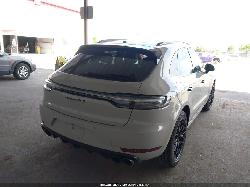 2021 Porsche Macan VIN WP1AG2A52MLB53603 IAAI salvage auction — LEFT SIDE, Salvage (California), sold $32,300 on 2026-08-07 (photo 4)