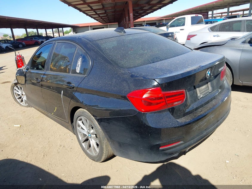 2018 BMW 3er VIN WBA8A9C52JAH14168 IAAI salvage auction — LEFT FRONT, Salvage (Arizona), sold $25 on 2026-07-21 (photo 3)