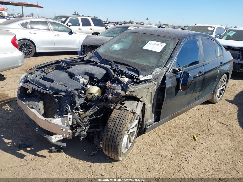 2018 BMW 3er VIN WBA8A9C52JAH14168 IAAI salvage auction — LEFT FRONT, Salvage (Arizona), sold $25 on 2026-07-21 (photo 6)