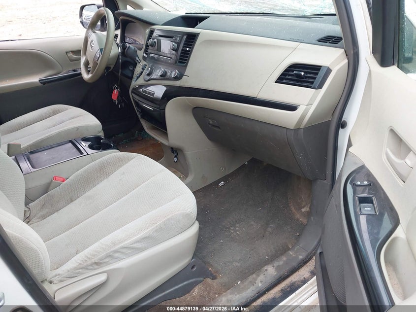 2011 Toyota Sienna VIN 5TDJK3DC7BS029600 IAAI salvage auction — ALL OVER, Junk Bill Of Sale Mv2459 (Wisconsin), sold $625 on 2026-07-23 (photo 5)