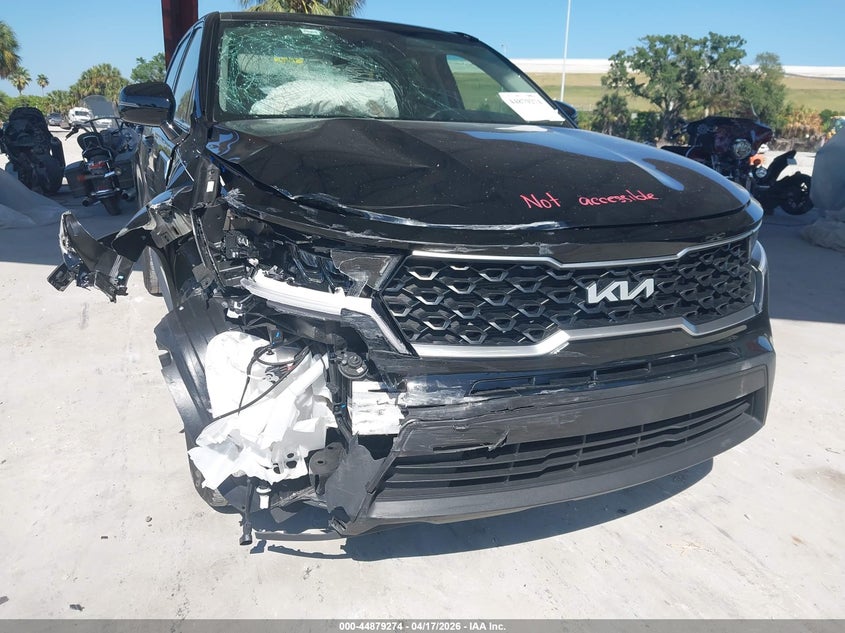 2023 Kia Sorento VIN 5XYRG4LC2PG241451 IAAI salvage auction — RIGHT FRONT, Salvage Title, sold $6,200 on 2026-07-14 (photo 6)