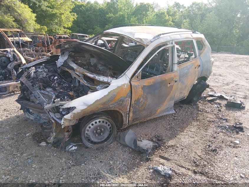 2016 Nissan Rogue VIN JN8AT2MT5GW012295 IAAI salvage auction — ENGINE BURN, Junking Certificate (Mississippi), sold $25 on 2026-07-23 (photo 2)