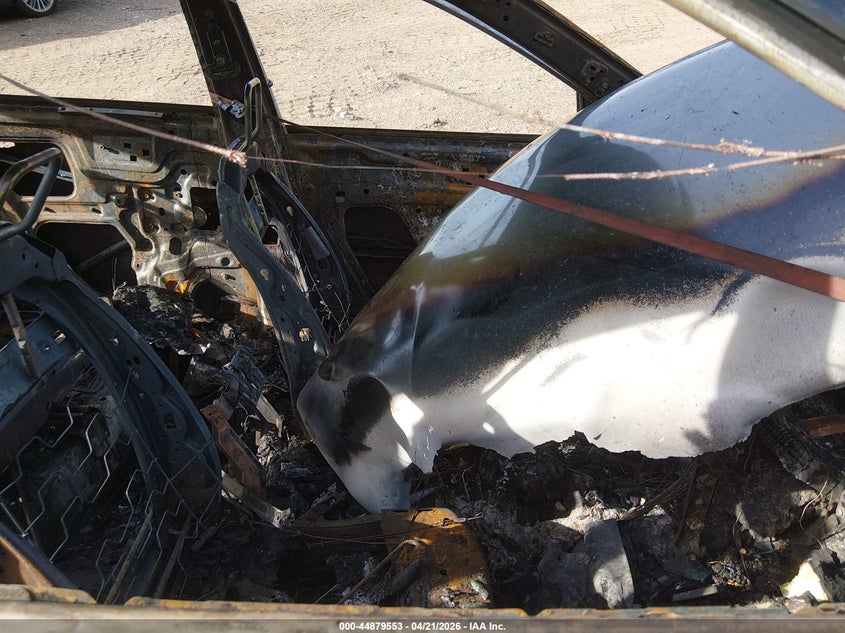 2016 Nissan Rogue VIN JN8AT2MT5GW012295 IAAI salvage auction — ENGINE BURN, Junking Certificate (Mississippi), sold $25 on 2026-07-23 (photo 5)