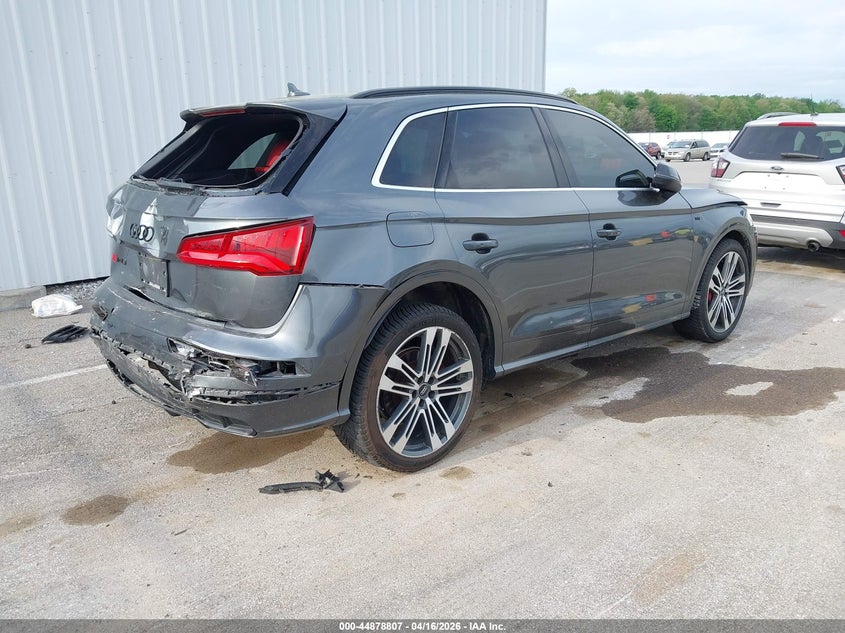 2018 Audi Sq5 VIN WA1A4AFY9J2063237 IAAI salvage auction — FRONT & REAR, Clear (Indiana), sold $4,250 on 2026-07-09 (photo 4)