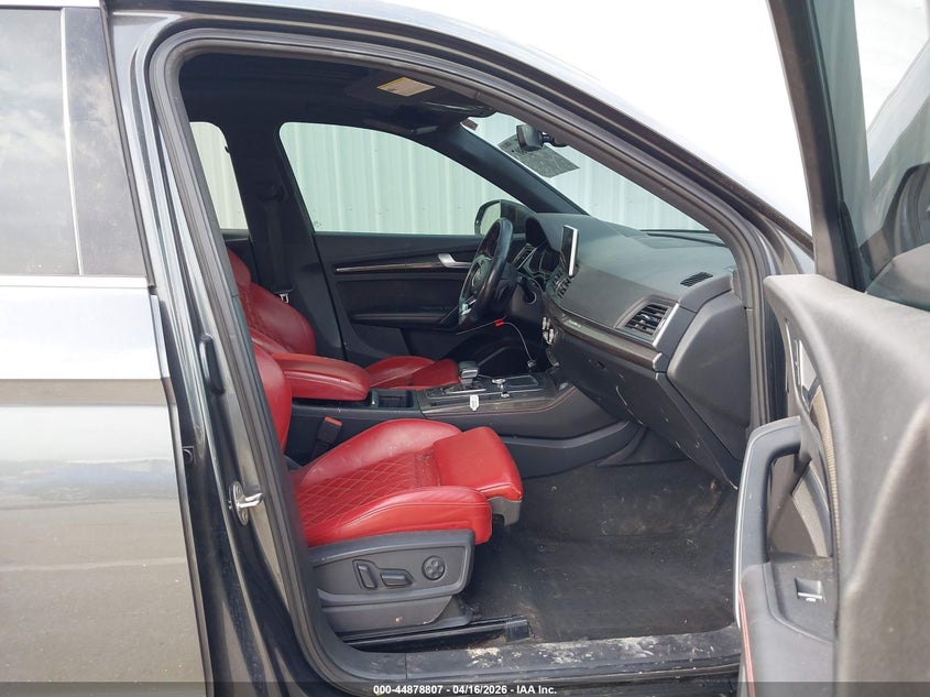 2018 Audi Sq5 VIN WA1A4AFY9J2063237 IAAI salvage auction — FRONT & REAR, Clear (Indiana), sold $4,250 on 2026-07-09 (photo 5)