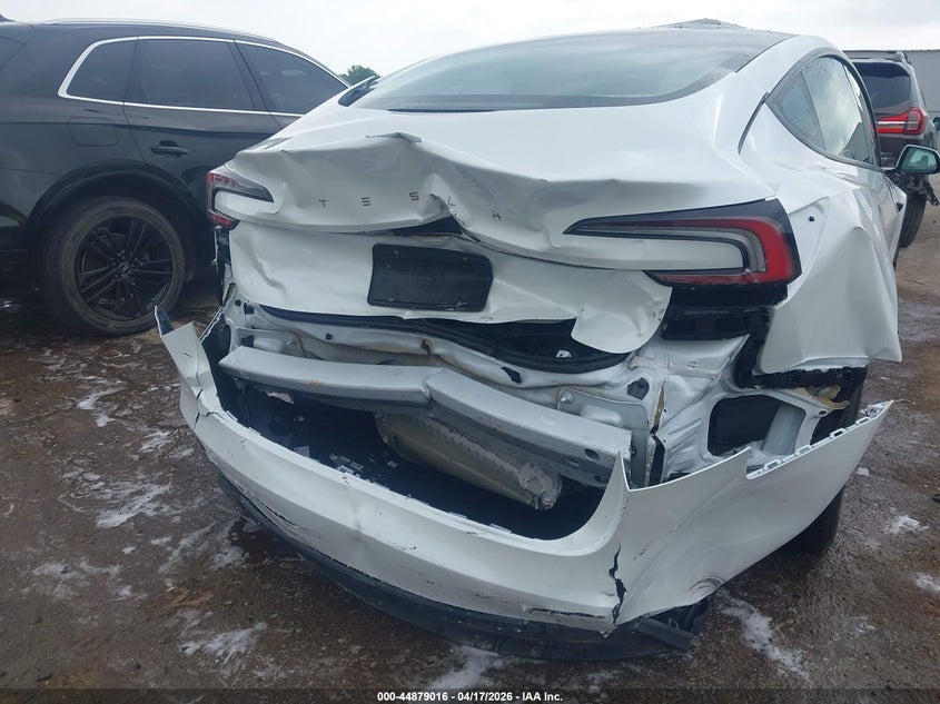 2025 Tesla Model 3 VIN 5YJ3E1EA0SF061715 IAAI salvage auction — REAR END, Clear (Oklahoma), sold $14,775 on 2026-07-22 (photo 6)
