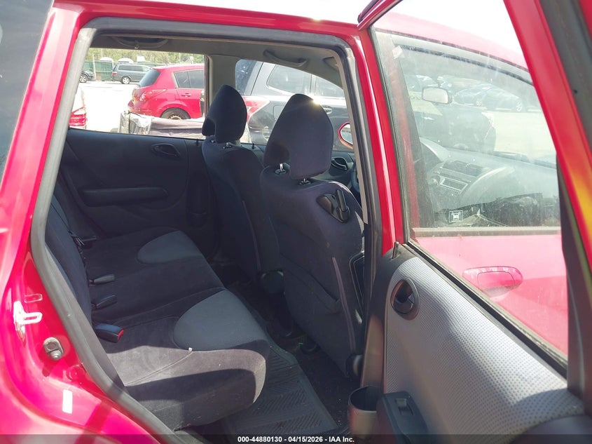 2007 Honda Fit VIN JHMGD38667S014107 IAAI salvage auction — NORMAL WEAR, Salvage (Texas), sold $375 on 2026-07-16 (photo 8)