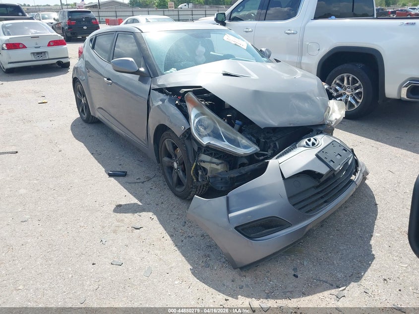 2013 Hyundai Veloster VIN KMHTC6ADXDU152547 IAAI salvage auction — FRONT END, Salvage Title, sold $400 on 2026-07-08 (photo 1)