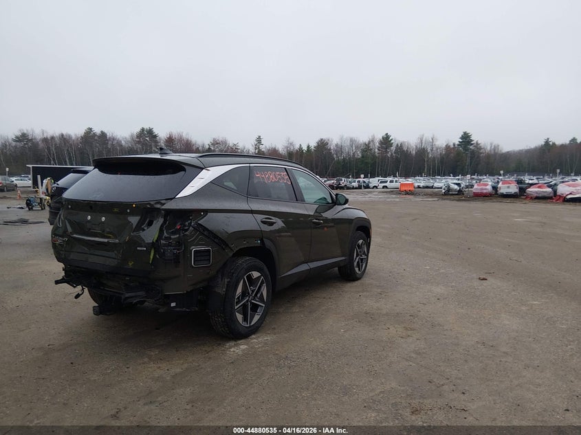 2025 Hyundai Tucson VIN 5NMJBCDE9SH519797 IAAI salvage auction — REAR END, Salvage (Maine), sold $10,200 on 2026-07-30 (photo 4)
