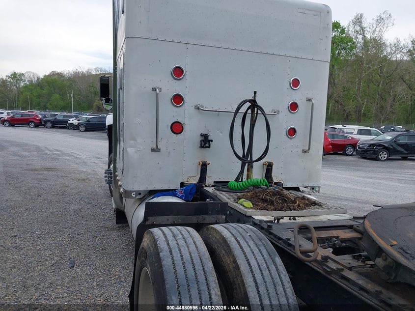 1996 Peterbilt 379 VIN 1XP5DR9X9TN414446 IAAI salvage auction — ROLLOVER, Salvage (Virginia), sold $7,400 on 2026-08-19 (photo 3)
