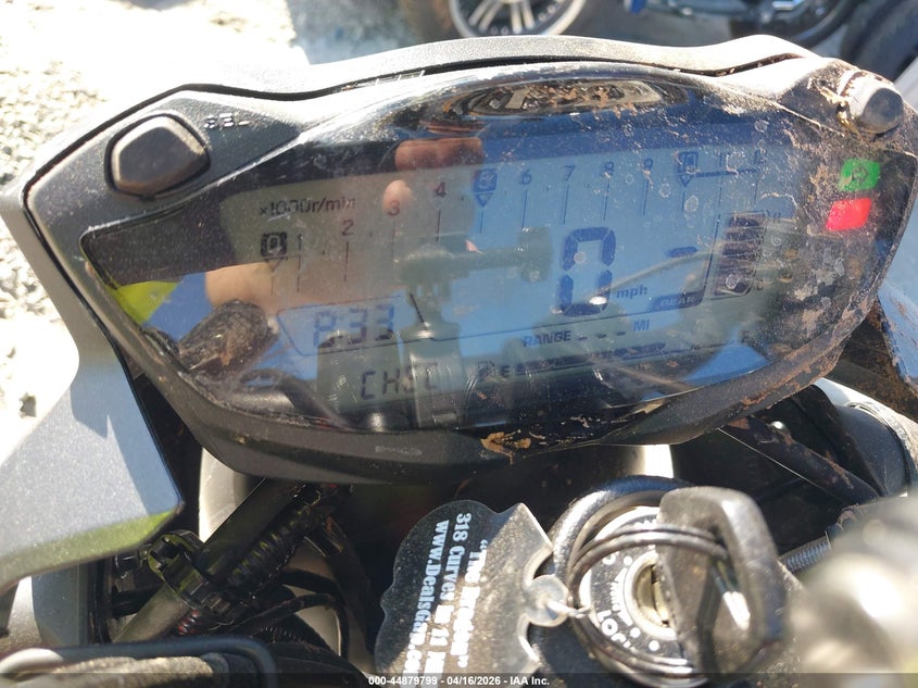 2017 Suzuki Sv VIN JS1VP55A9H2100530 IAAI salvage auction — FRONT END, Wait Title, sold $475 on 2026-07-15 (photo 7)